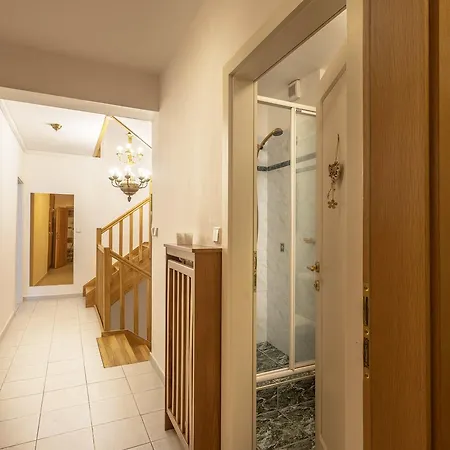 Apartament Red Subway *